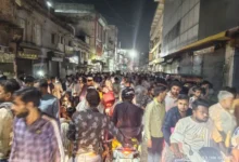 आगरा बकरा मंडी: 45 डिग्री के ‘स्मार्ट सिटी’ में इंसान और बेजुबान पानी की एक बूंद को मोहताज